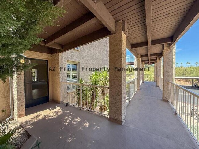 Foto del edificio - 7402 E Carefree Dr