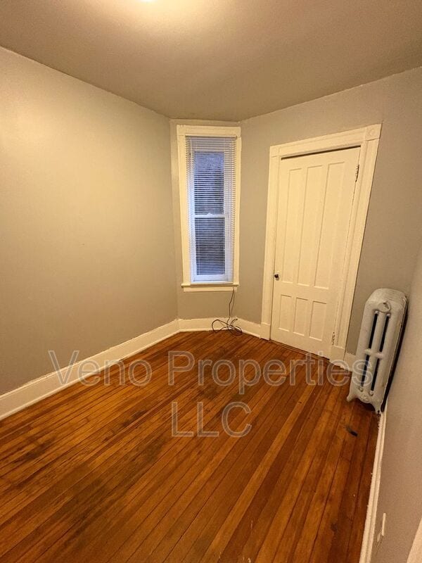 Building Photo - 594 Madison Ave