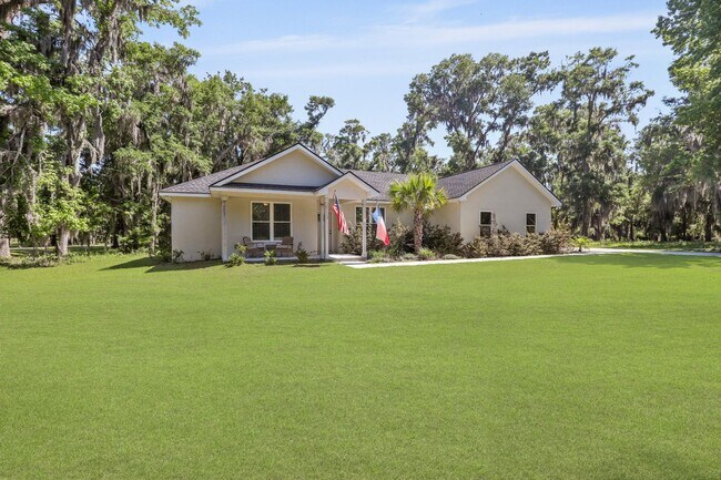 Foto del edificio - 3 Bedrooms, 2.5 Baths, and Endless Coastal Charm in Townsend, GA