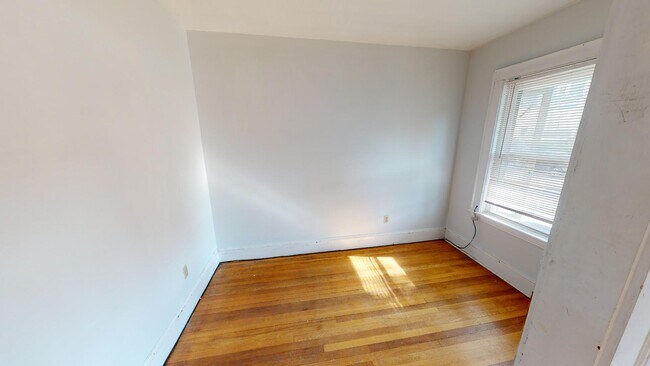 Building Photo - 27 Boulevard Ter