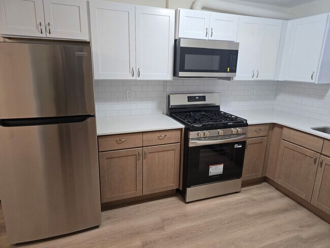 Foto del edificio - 1208 7th Ave