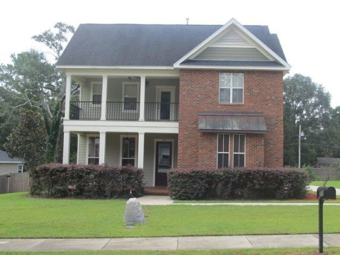 Foto principal - Charming 2 Story Home In Midtown