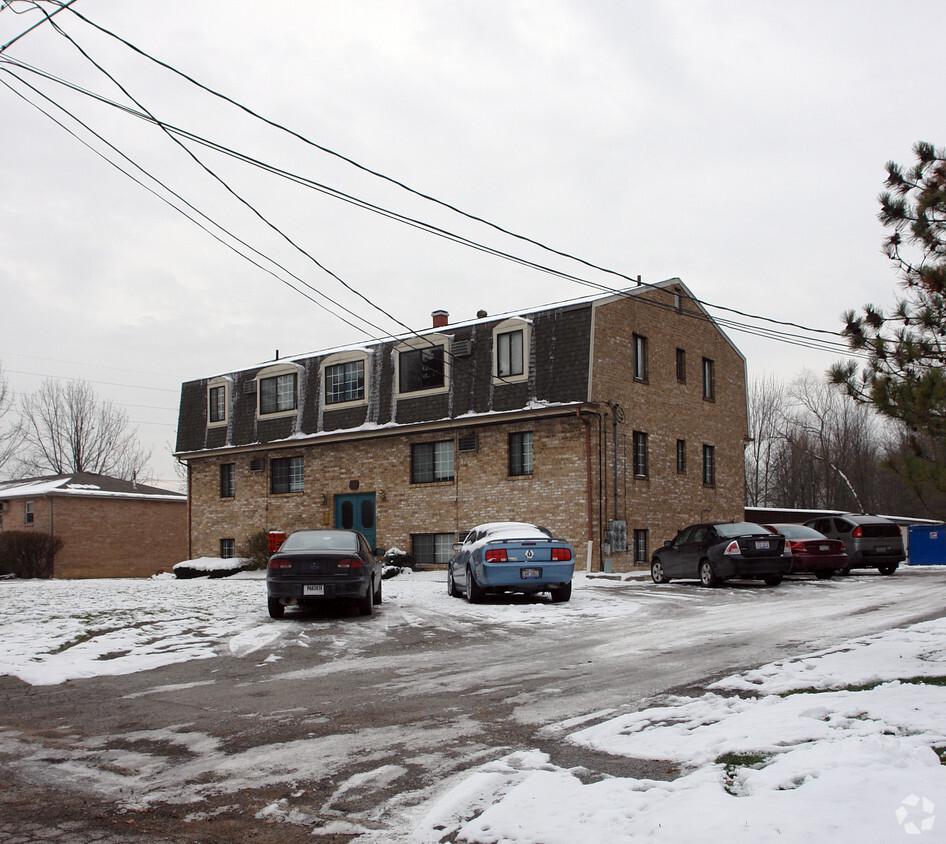 1897 Oles Ave, Youngstown, OH 44514 - Apartments in Youngstown, OH ...