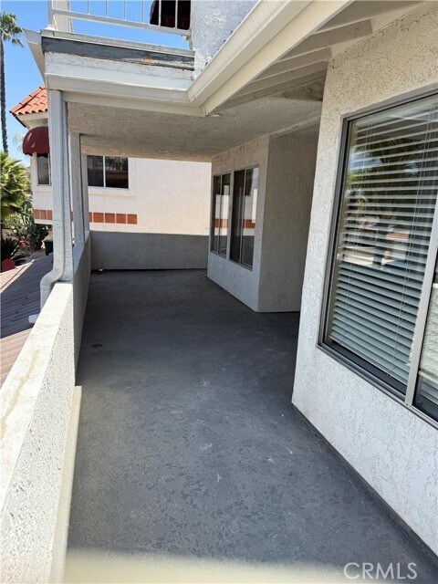 Foto del edificio - 22547 Cascade Dr