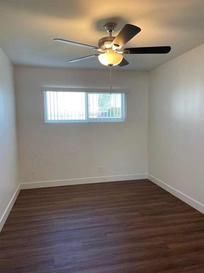 Foto del edificio - Lovely 1 story, fully remodeled house