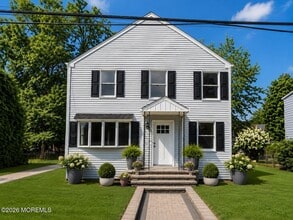 Building Photo - 18 Maple Ave