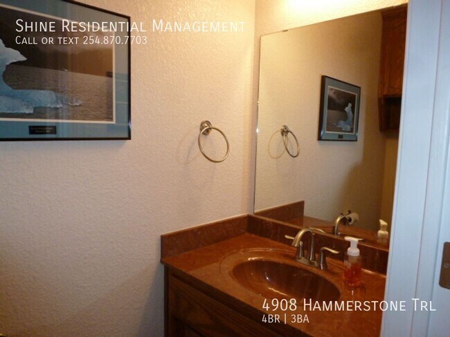 Foto del edificio - 4908 Hammerstone Trail
