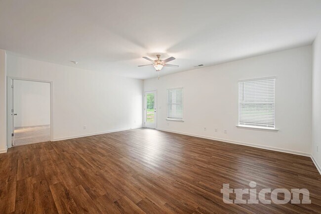 Foto del edificio - 132 Chapel Meadow Ln SW