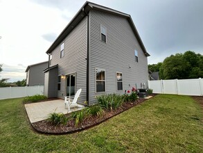 Building Photo - 8 Boyden Dr
