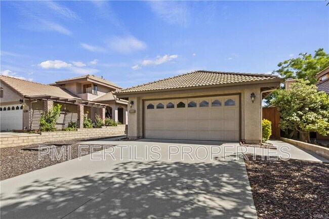 Foto del edificio - 7175 Summerfield Pl