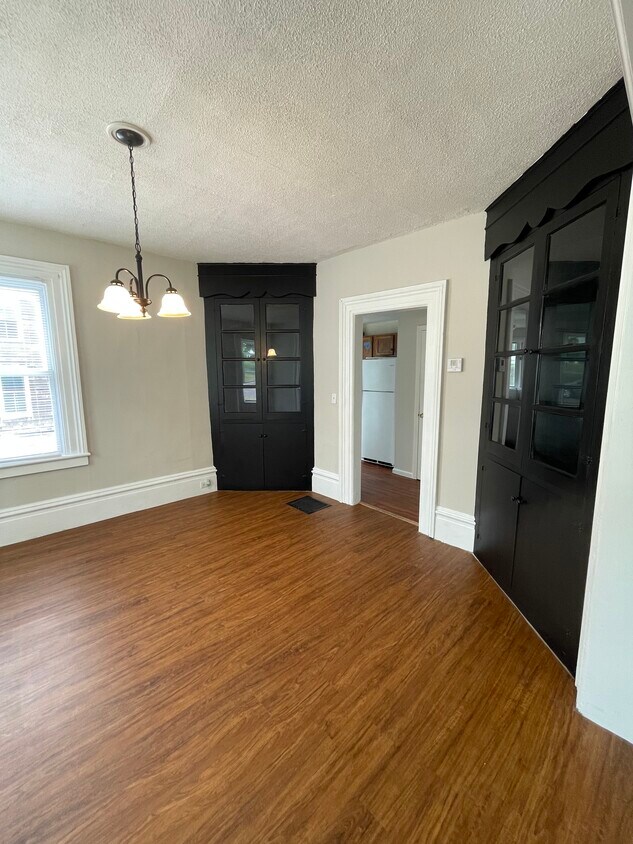 Dining Room - 91 E Mohawk St
