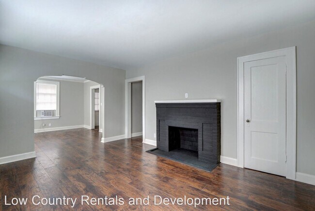 Building Photo - 2 br, 1 bath House - 912 E 35th St