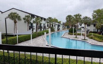 Building Photo - 4205 S Semoran Blvd