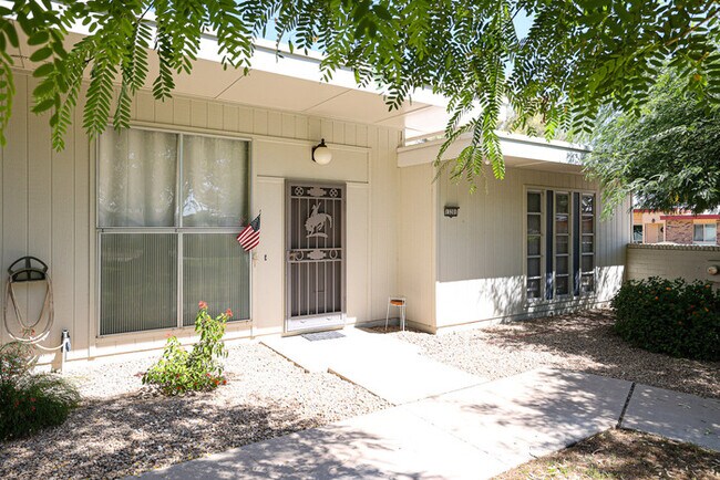 Foto del edificio - Adorable 2 bedroom, 2 bathroom