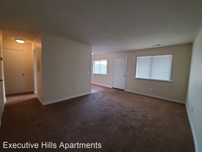 Building Photo - 4422 Torrance Dr NW