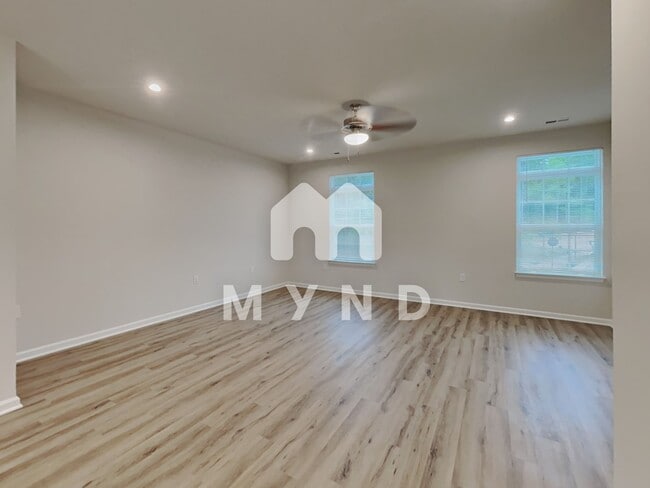 Building Photo - 1121 Kentlands Dr