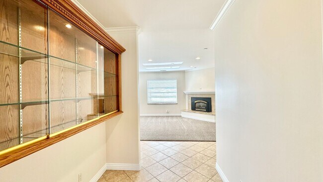 Building Photo - Stunning Custom Built Detached Guest Home ...