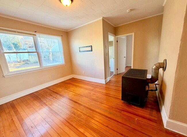 Building Photo - 45 Slater St