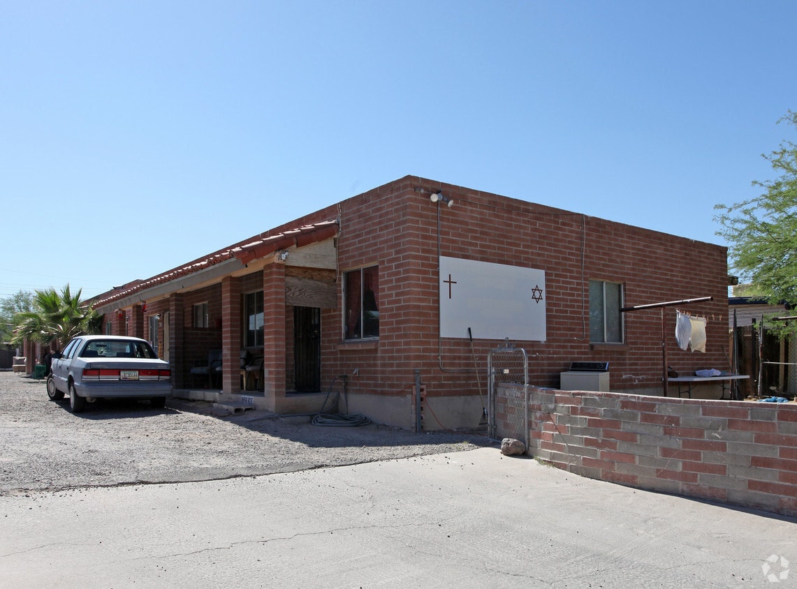 724738 N 10th Ave, Tucson, AZ 85705 Apartments in Tucson, AZ