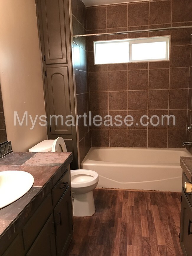 Building Photo - 3445 N D St