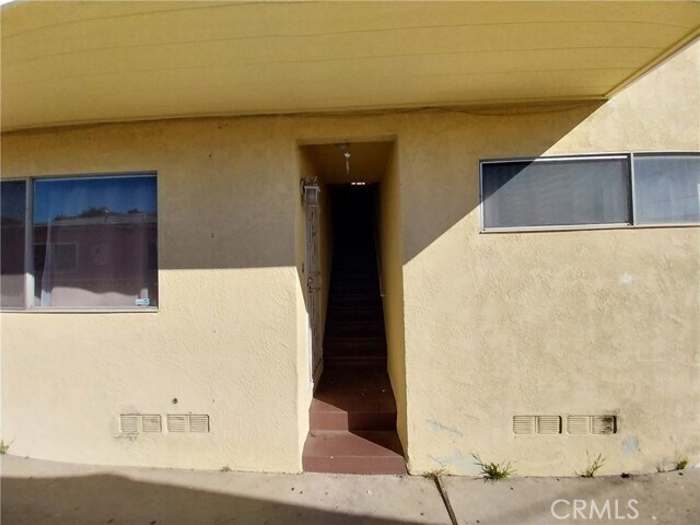 Building Photo - 4465 W 142nd St