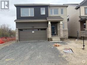 Building Photo - 641 Kirkham Cres