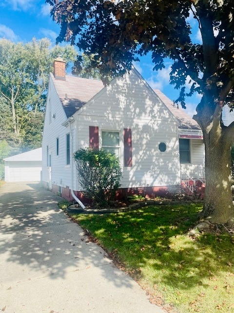 Building Photo - 24926 Hickory St