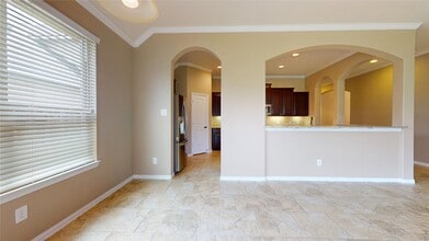 Building Photo - 12314 Meadow Breeze Dr