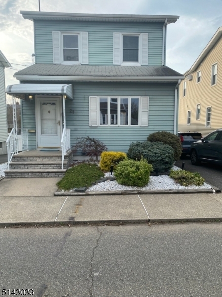 Primary Photo - 29 Pine St