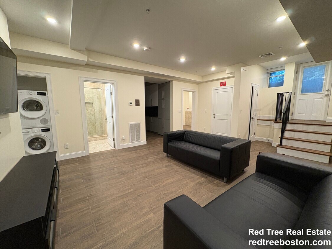 Foto principal - 1616 Beacon St