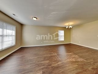 Foto del edificio - 214 Pine Hall Dr