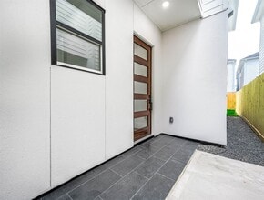 Building Photo - 3509 McIlhenny St