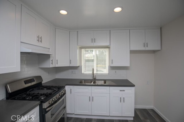 Building Photo - 14855 Anaconda St