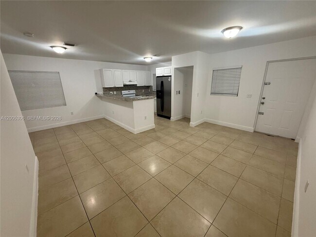 Foto del edificio - 1565 NW 47th St