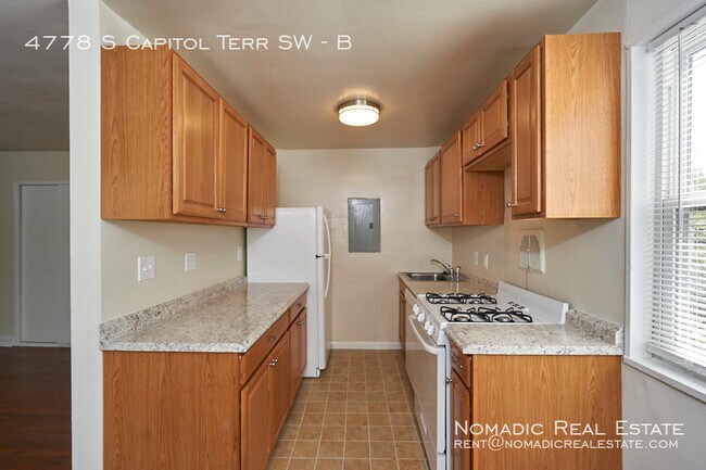 Building Photo - 4778 South Capitol Terrace SW