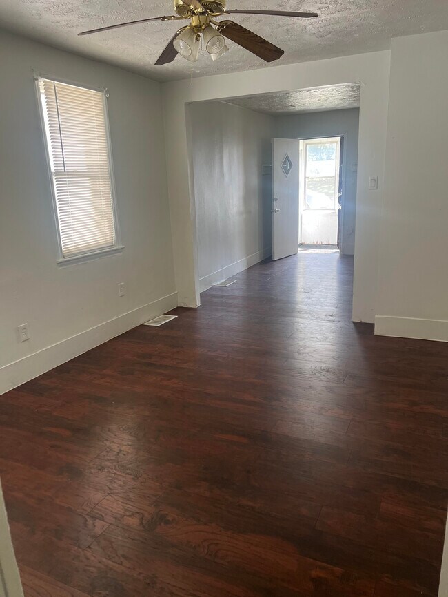 Foto del edificio - 2024 Martha St