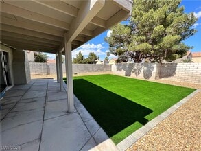 Building Photo - 8304 Palmada Dr
