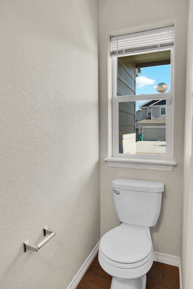 Building Photo - $2,195.95 - 3 Bed, 2.5 Bath Home in Colorado Springs with Fenced Yard and In-Unit Laundry!