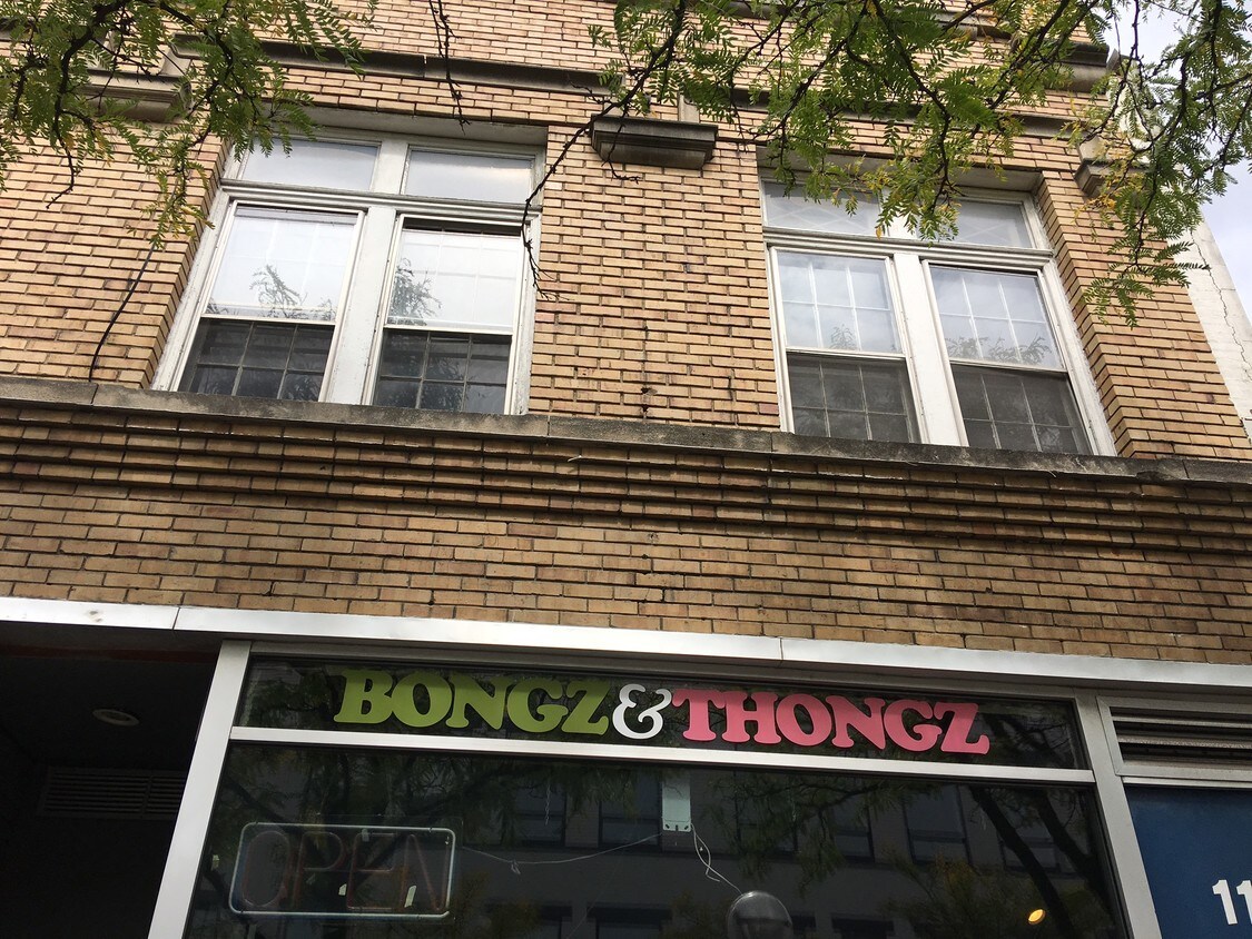 Building Photo - 119 E Liberty St