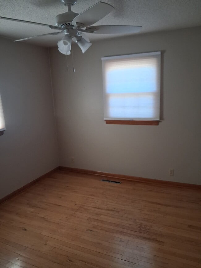 Bedroom - 1462 Ranch Rd