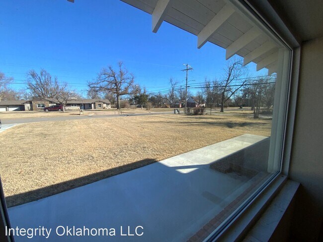 Building Photo - 3 br, 2.5 bath House - 4601 Hayden Lane