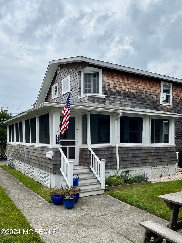 657 Lake Ave, Bay Head, NJ 08742 House Rental in Bay Head, NJ