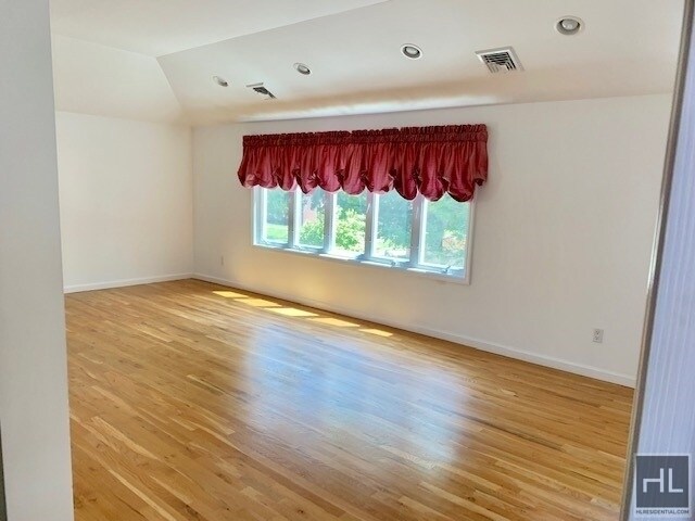 Foto del edificio - 16 ROAD