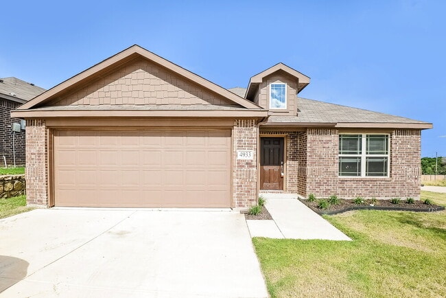 Building Photo - 4933 Lemon Grove Dr