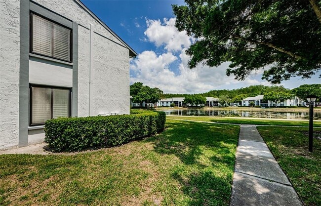 Building Photo - 1151 Pine Ridge Cir W