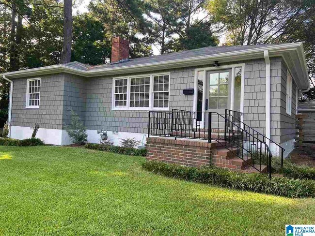 Foto del edificio - 240 Allen Ave