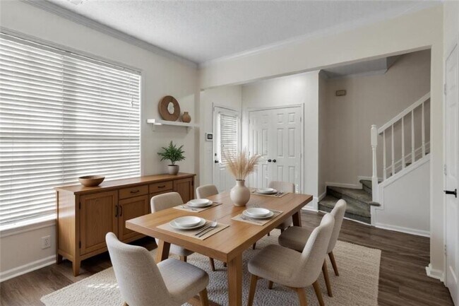 Foto del edificio - 9155 Nesbit Ferry Rd