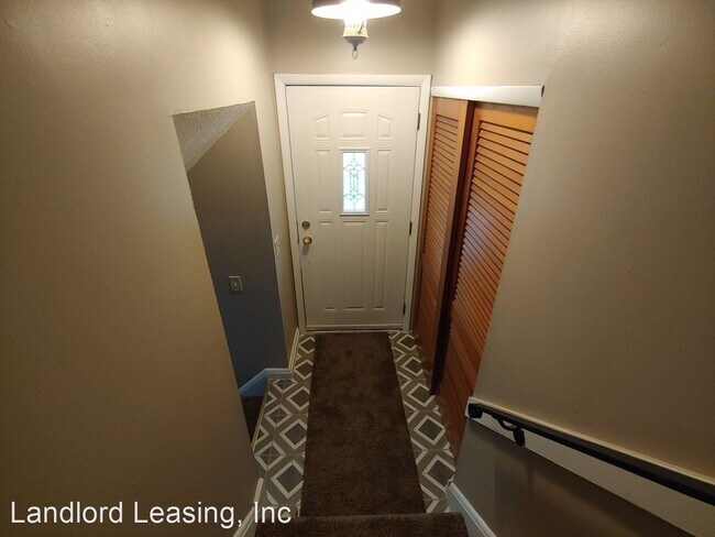 Building Photo - 4 br, 1.5 bath House - 2135 E. 40th Street