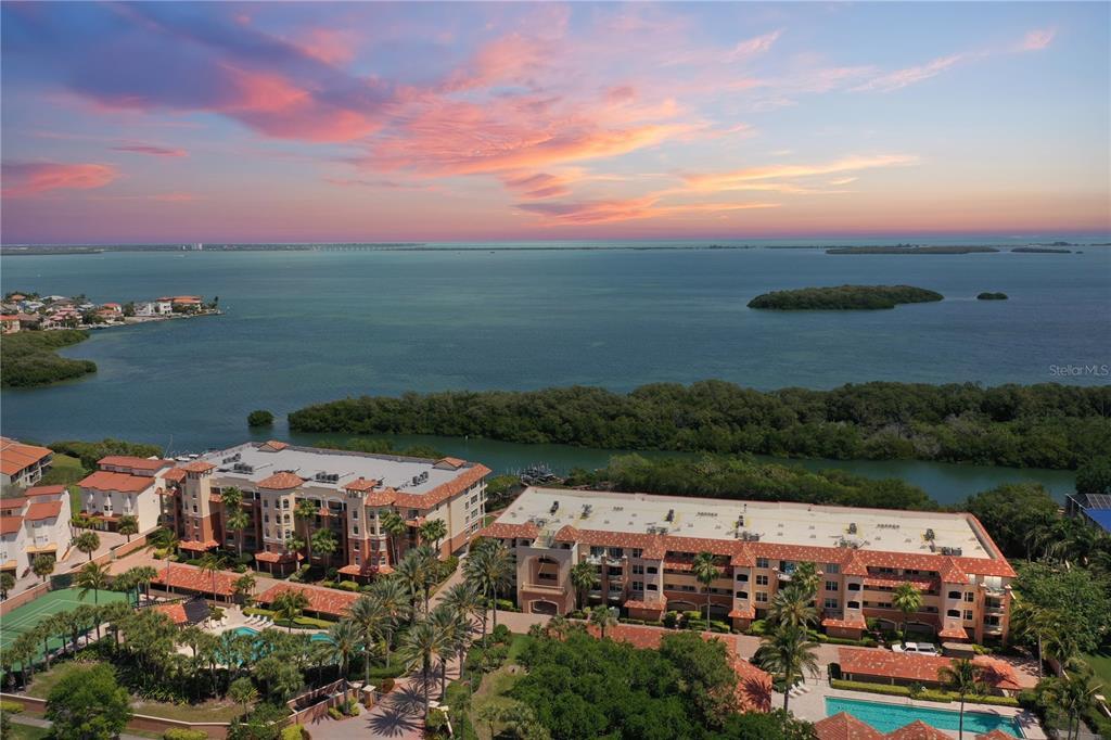 Primary Photo - 1695 Pinellas Bayway S