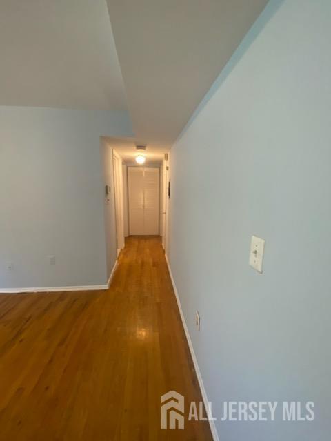 Foto del edificio - 1105 N Oaks Blvd